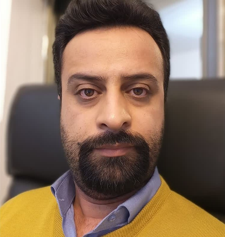 وکیل متخصص